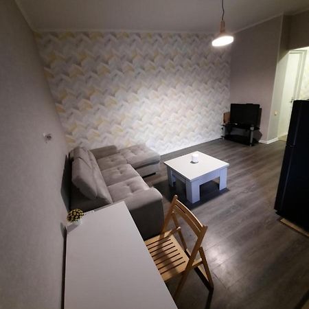 Futuristic 1 Bedroom Apartment Next To Vake Park Тбилиси Екстериор снимка
